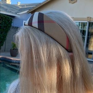 Burberry headband